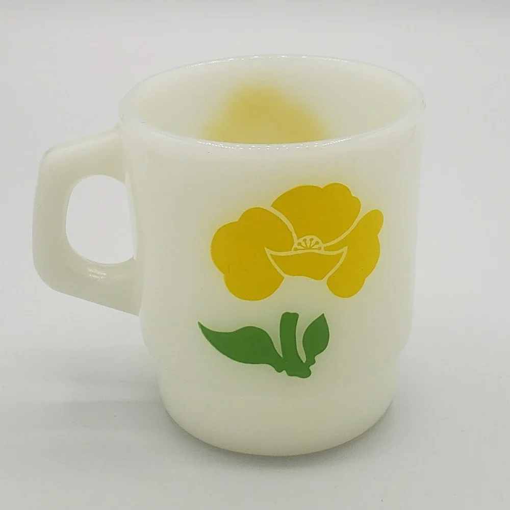 Anchor Hocking Fire King Milk Glass Cup with Yellow Poppy Flower‎ Stackable